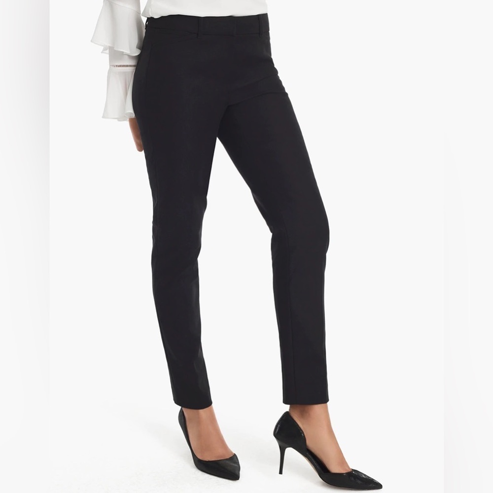 White House Black market perfect form slim ankle size 2 black